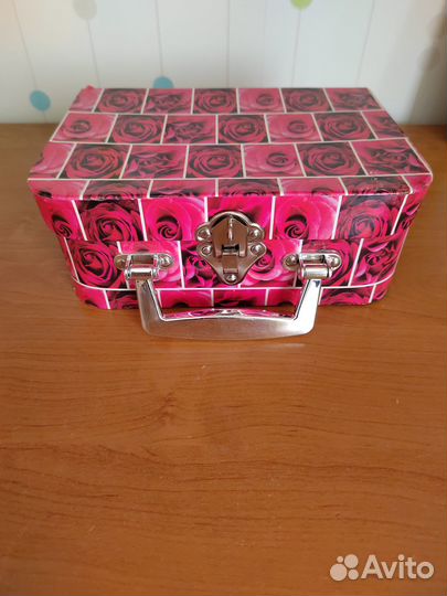 Набор фарфоровых кофейных чашек