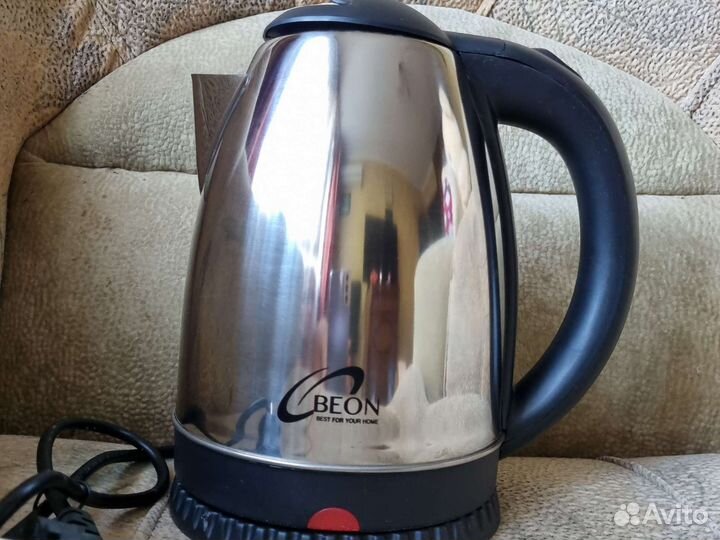 Чайник электрический новый