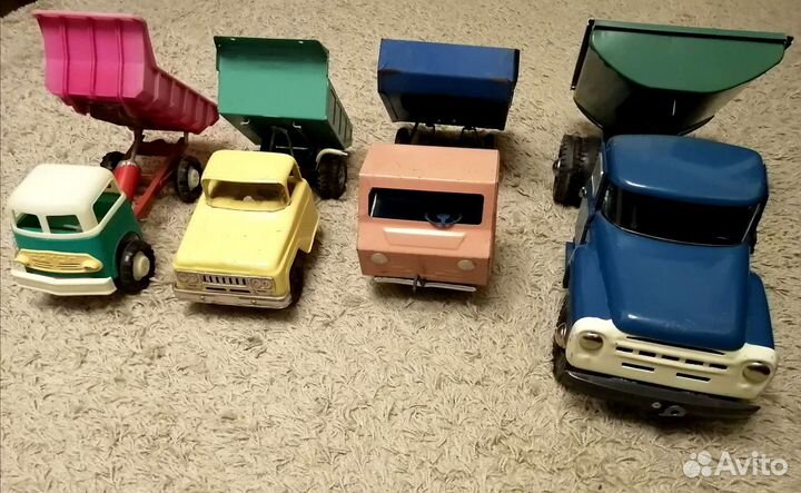 Коллекция больших машинок СССР