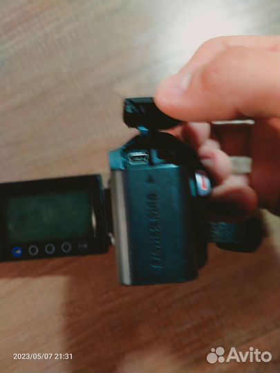 Видеокамера JVC GZ-MS215BE