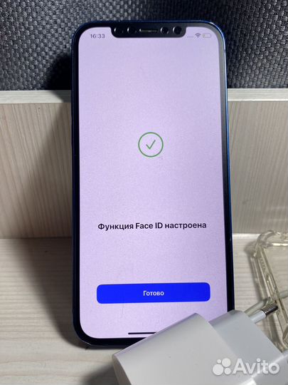 iPhone 12, 64 ГБ