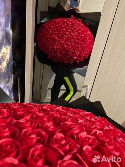 Букет из 151 розы