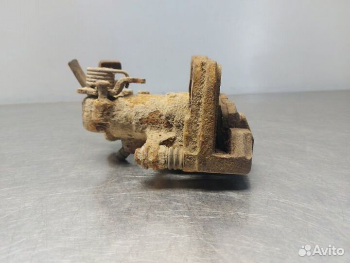 Суппорт задний левый Suzuki Sx4 GYA M16A 2013