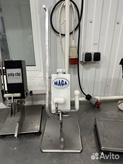 Клипсаторы односкрепочеые Poly Clip и maga