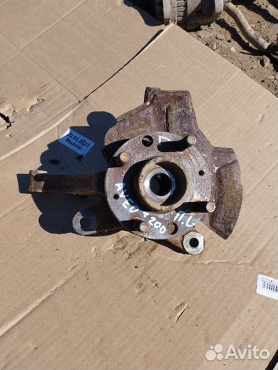 Поворотный кулак передний левый Chevrolet AveoT200