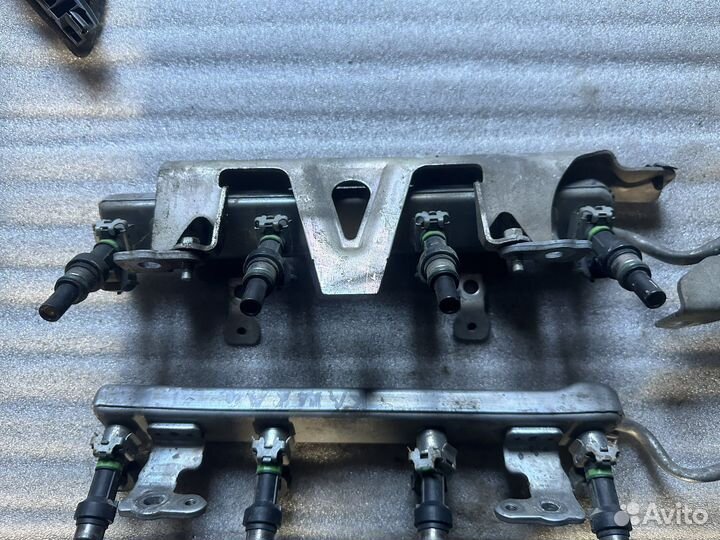 Ниссан Кашкай тиида 1.6 топливная форсунка