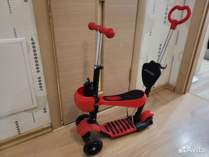 Самокат детский с сиденьем и ручкой