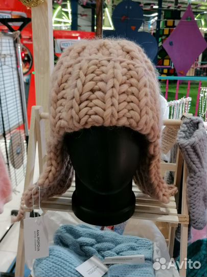 Шапка ушанка вязаная женская ручная работа