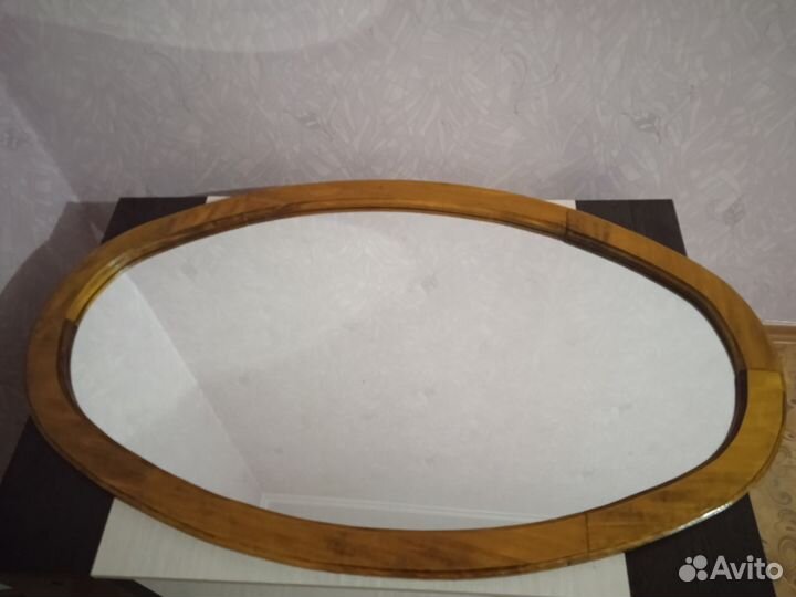 Новое Зеркало в деревянной раме настенное