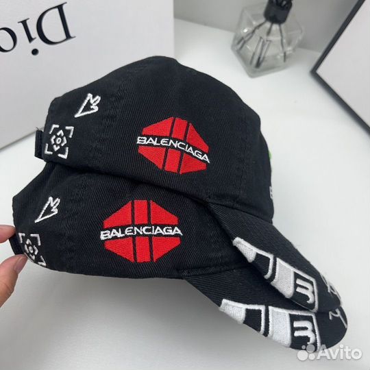 Кепка бейсболка balenciaga