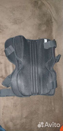 Тутор на коленный сустав