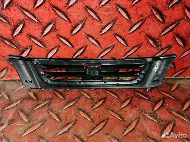 Решетка радиатора Honda CR-V 1 1996-2002