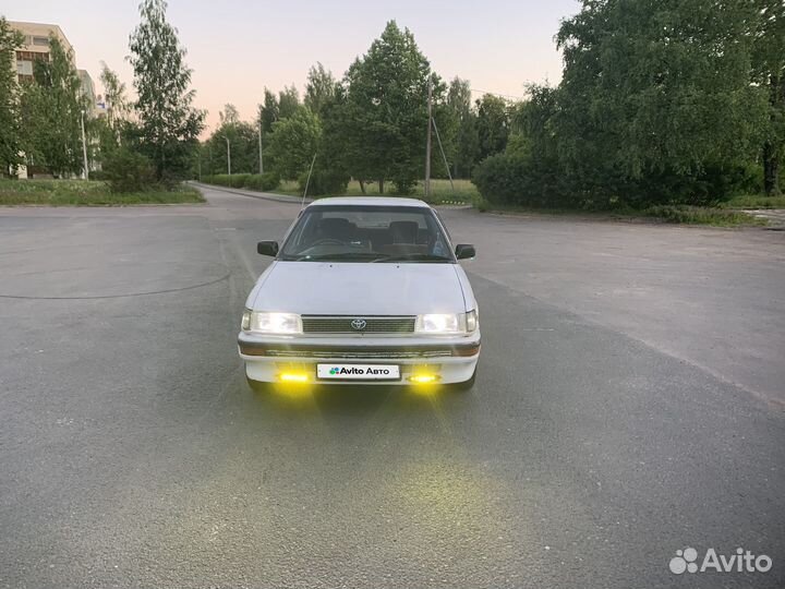 Toyota Corolla 1.6 AT, 1989, 418 333 км