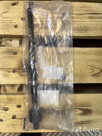 Тяга рулевая Skoda Octavia