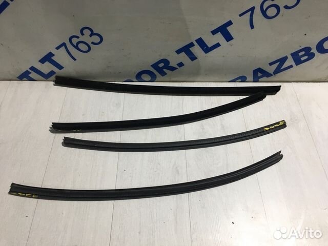 Уплотнитель стекла внутренний audi A4 b8