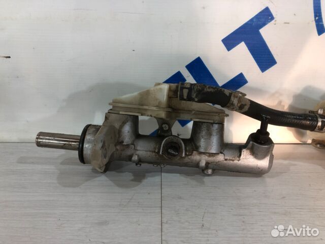 Главный тормозной цилиндр honda civic 8 4D 1.8 ат