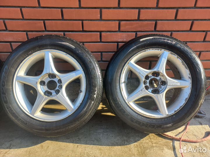 R16 Roadstone Classe Premiere CP672 215/60, PCD 5x114.3 DIA 60.06