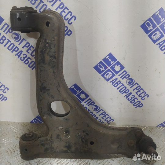 Рычаг подвески левый Opel Zafira универсал 1.8