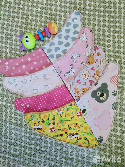 Детские нагрудники- слюнявчики