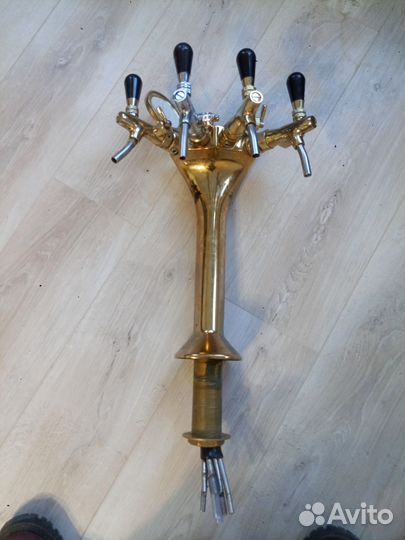 Колонна для розлива пива на 4 крана