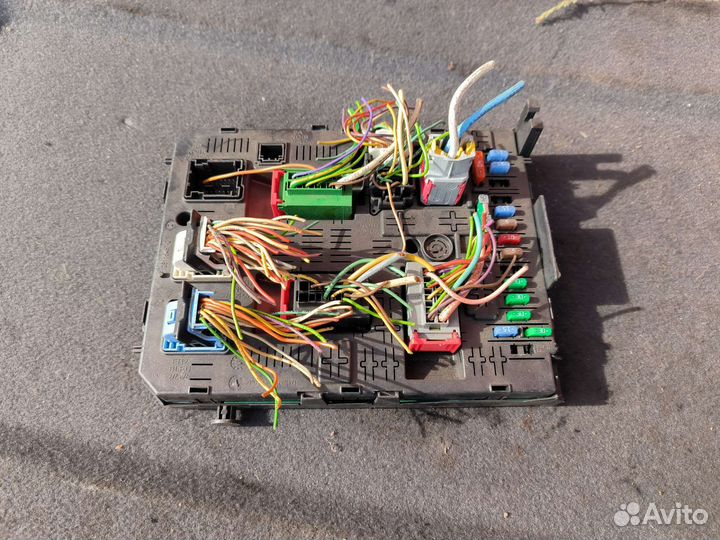 Peugeot 308 блок bsi