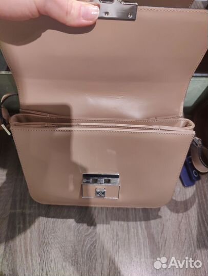 Сумка coccinelle кроссбоди