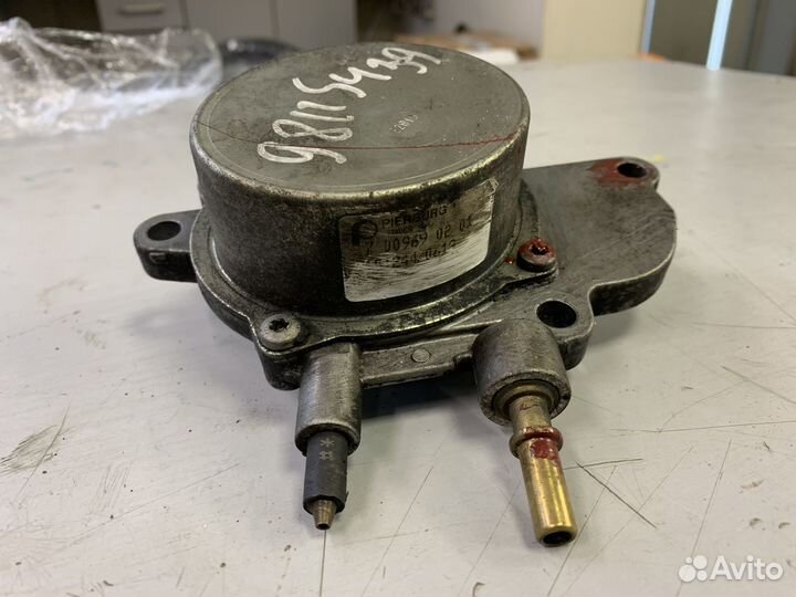 Б/У Насос вакуумный Opel Astra H, J, Zafira B