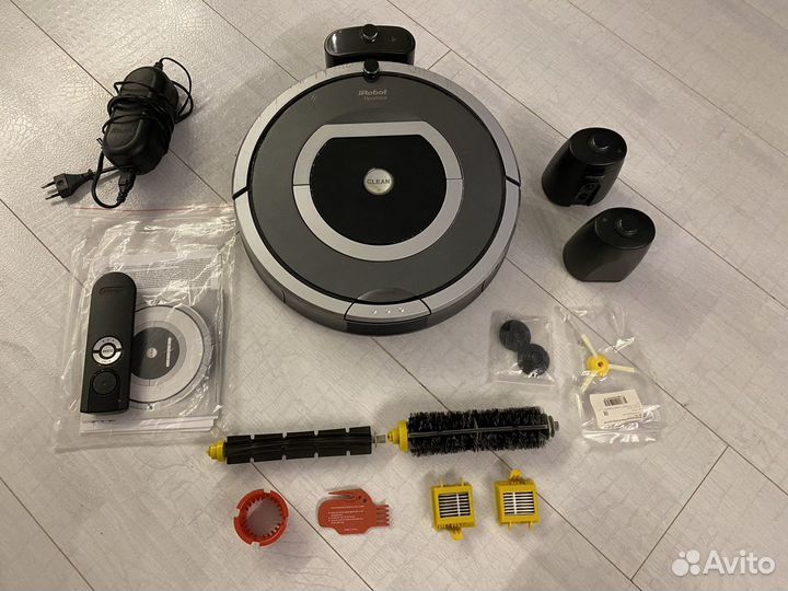 Робот пылесос irobot roomba 700