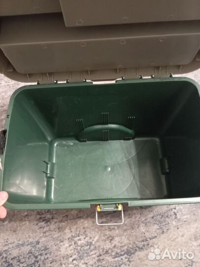 Зимний рыболовный ящик