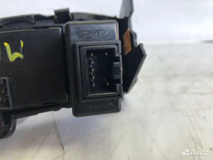 Блок управления полным приводом Kia Mohave D6EA