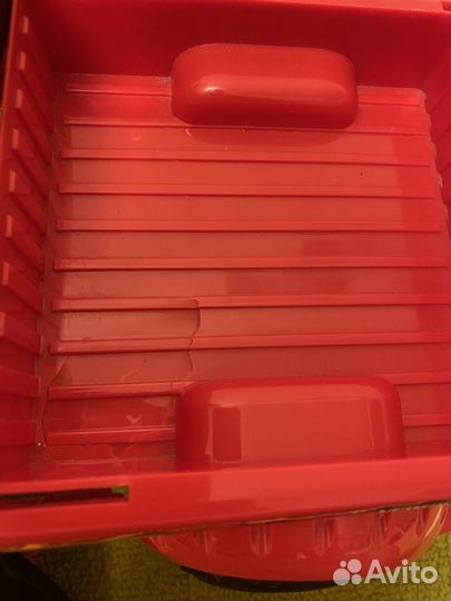 Машинка на пульте управления