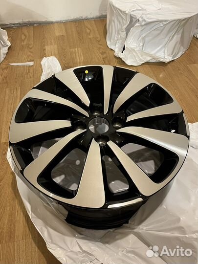 Диск литой R 17 peugeot-citroen оригин. YL001181XY