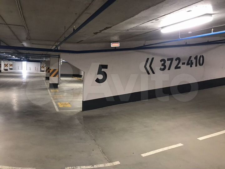 Машиноместо, 14 м²