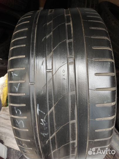 Nokian Tyres Hakka Black SUV 295/35 R21 107Y