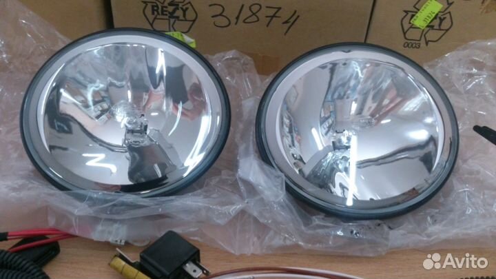 Фары противотуманные Toyota RAV4 06- pz457x0510za