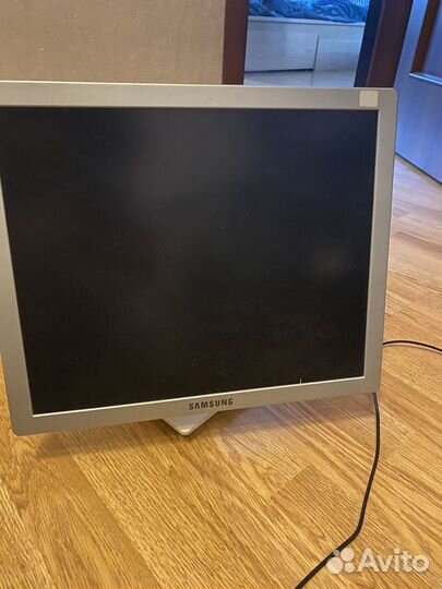 Монитор samsung syncmaster 770p