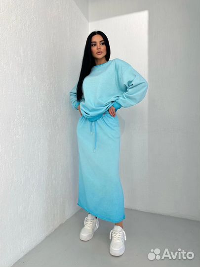 Костюм женский