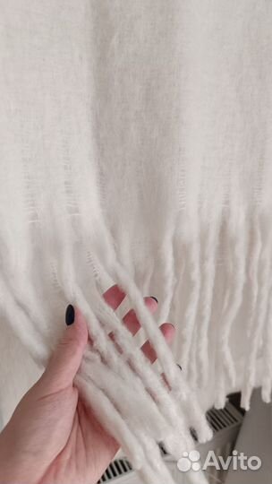 Шарф объемный белый пушистый