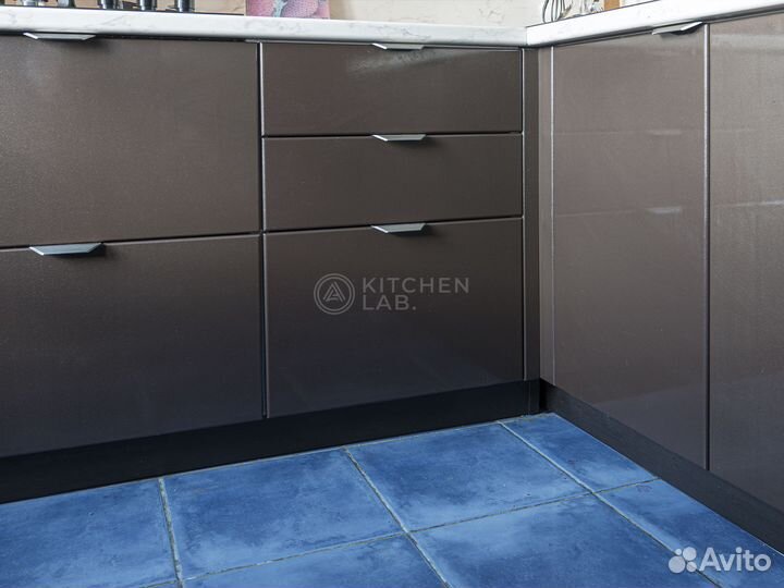 Кухня 'Dramatic Affection' на заказ