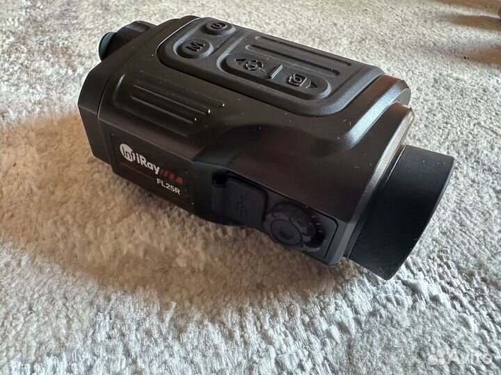 Тепловизор с дальномером Iray finder FL 25R