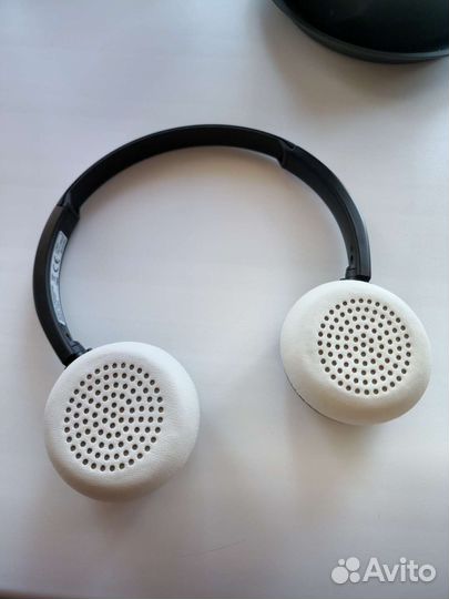 Беспроводные наушники JVC