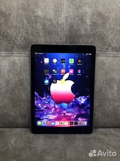 iPad Pro 9.7 32Gb Wifi+Cell Space Gray 9560
