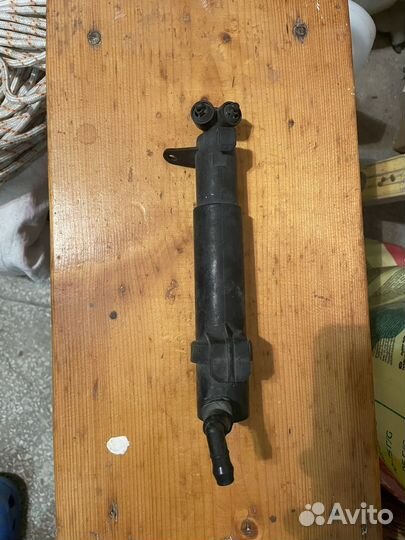 Форсунка омывателя левой фары w211 211 860 0547 be