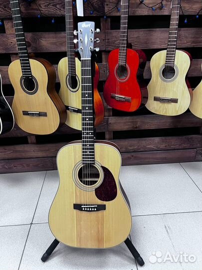 Акустическая гитара Cort Earth70