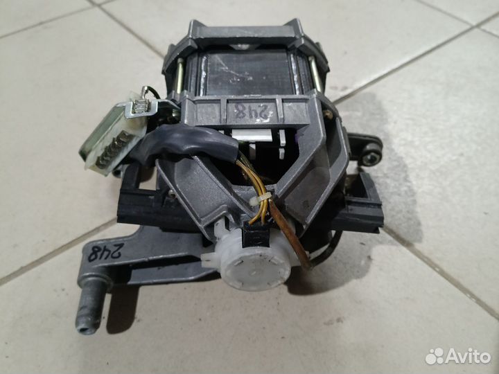 Двигатель стиральной машины Beko