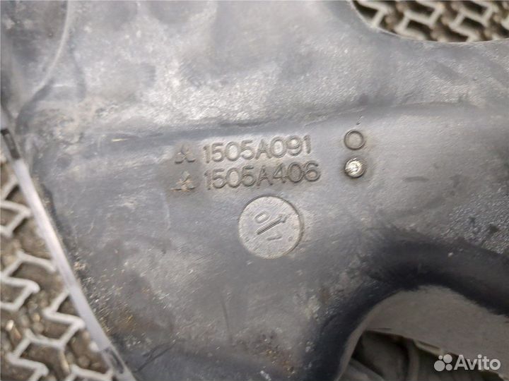 Воздухозаборник Mitsubishi Outlander XL, 2007