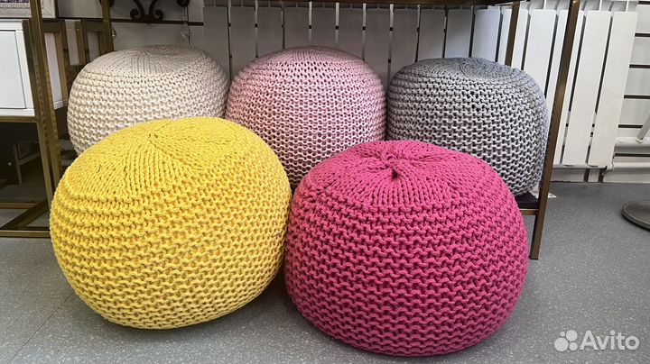 Пуф вязанный