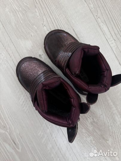 Ботинки демисезонные для девочки 22 размер