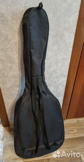 Акустическая гитара