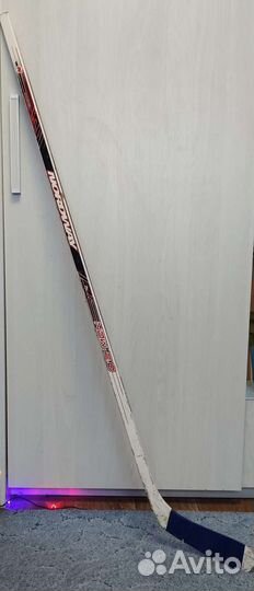 Клюшка хоккейная